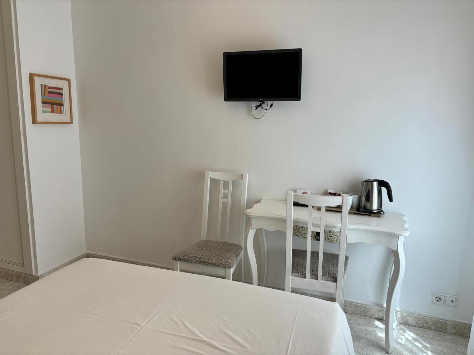 Hostal Barrera Madrid Ngoại thất bức ảnh