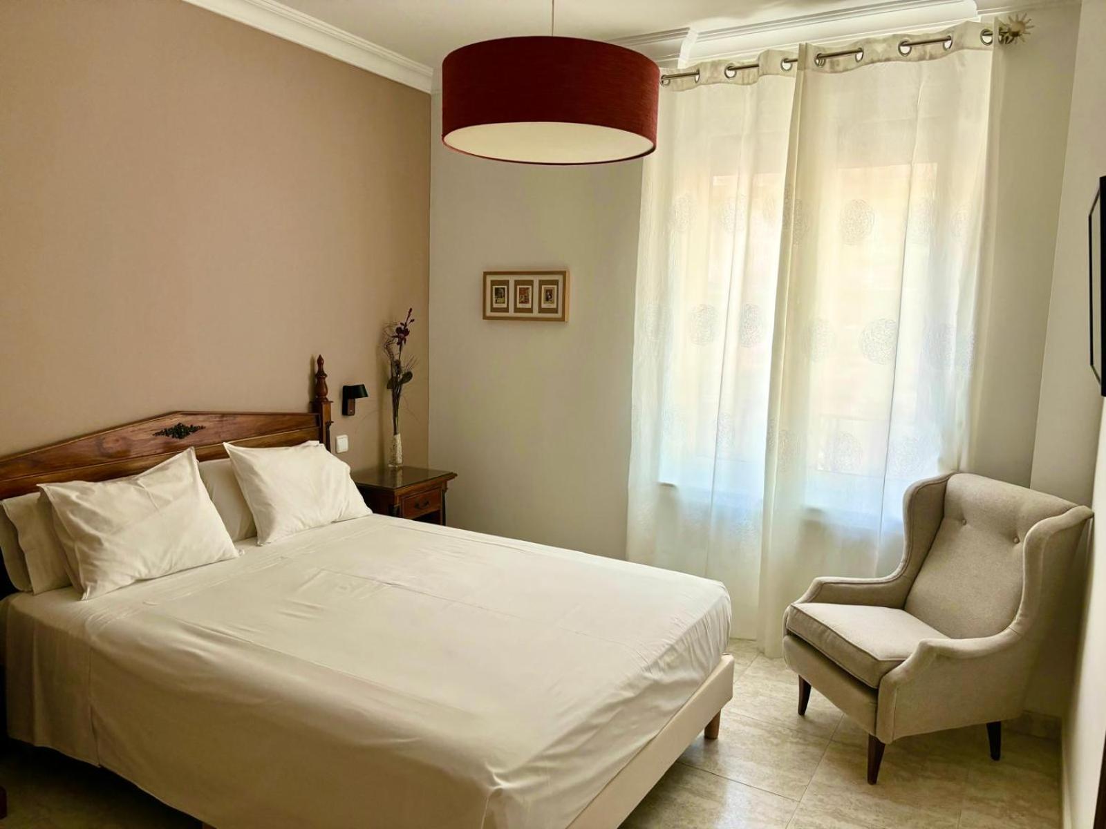 Hostal Barrera Madrid Ngoại thất bức ảnh