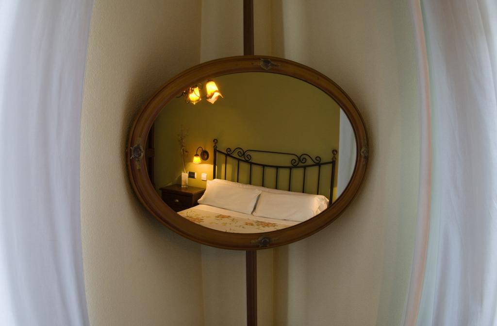 Hostal Barrera Madrid Ngoại thất bức ảnh